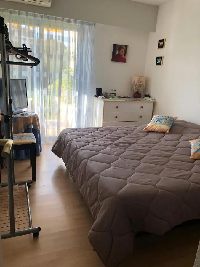 Villa C3 Arthur Rimbaub Chambre D'Hote Piscine Proche Mer Plage 600M Cagnes-sur-Mer Bed & Breakfast